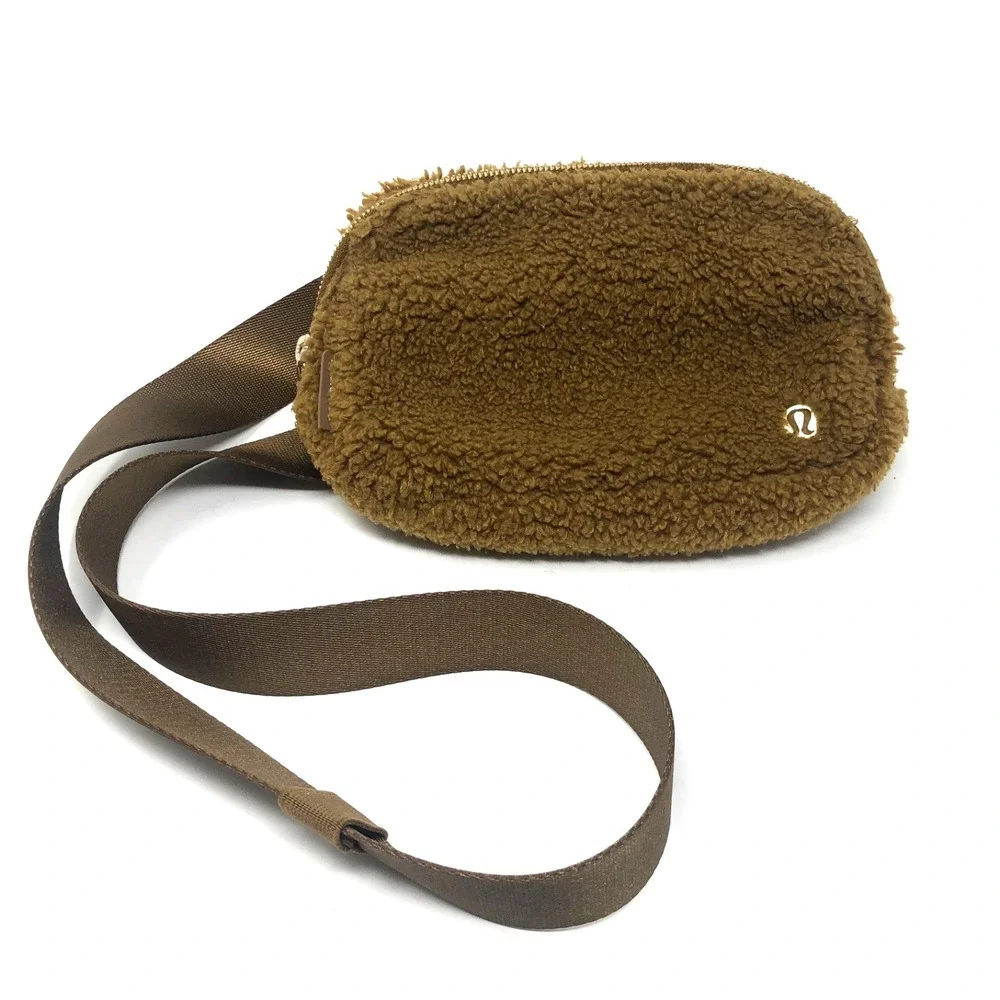 Lululemon Everywhere Fleece Belt Bag Burnt Caramel Beige One Size Small Active